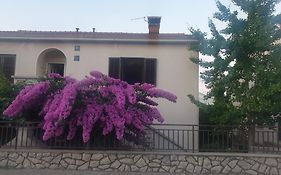 Apartments Mara